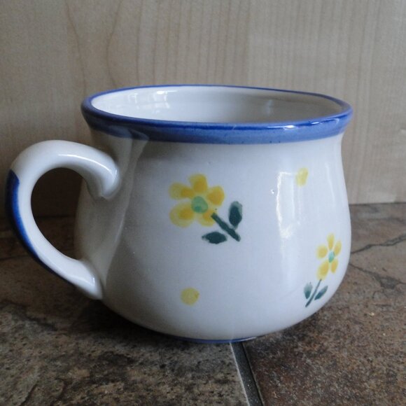 Set of tea-pot, sugar bowl and the cup - Picture 4 of 6